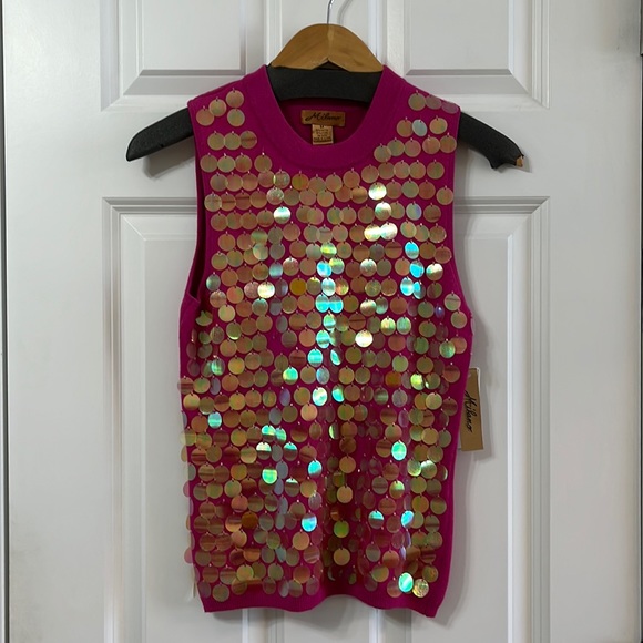 Milano Sweaters - Vintage Milano sleeveless sweater top with tiny plastic circles